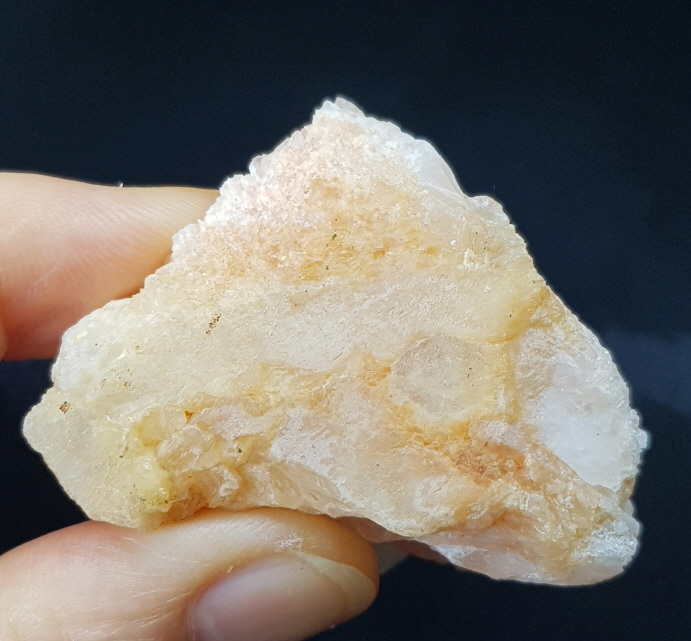 촛불 수정 (캔들 쿼츠)