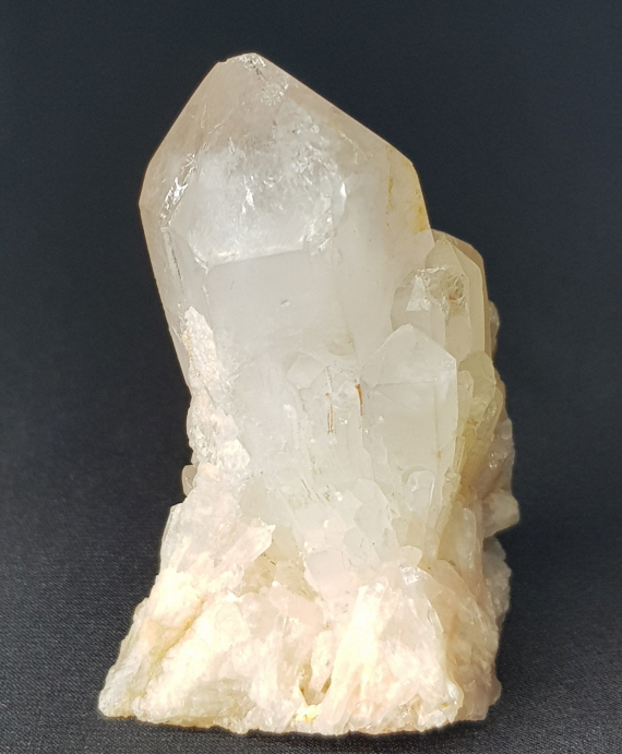 촛불 수정 (캔들 쿼츠)