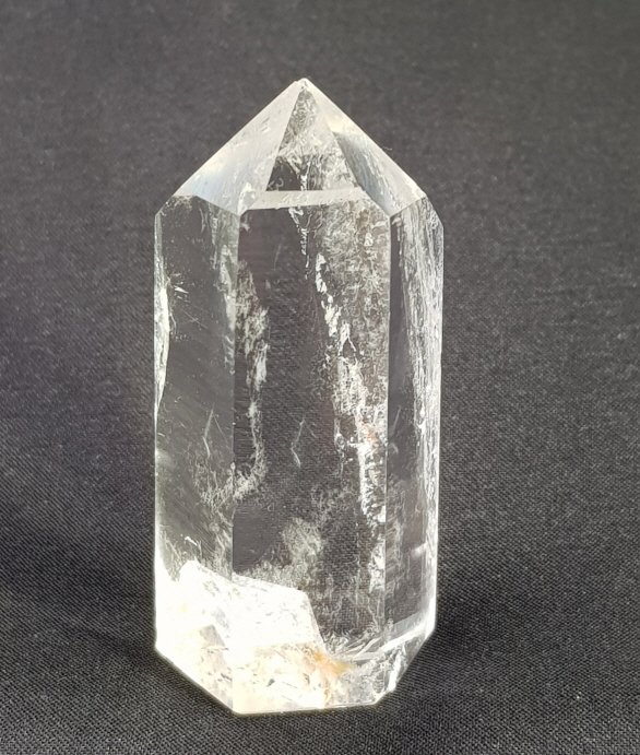 관입 백수정육각주