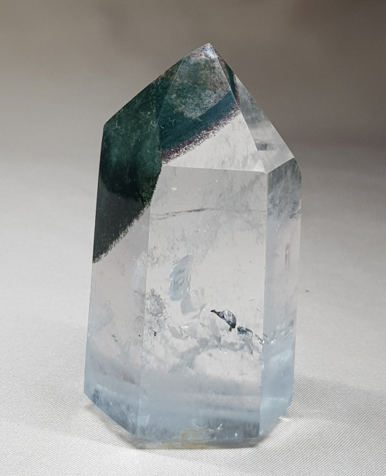 선명한 색감 형성 가든수정