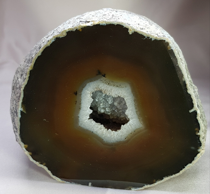 파이어 아게이트 (FIRE  AGATE) 지오드