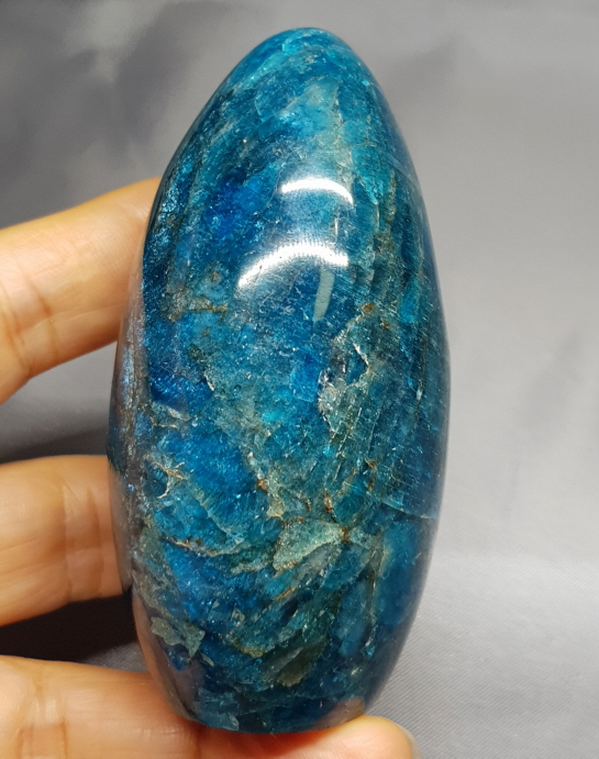 블루 아페타이트(Blue  Apatite) 입석형 원석