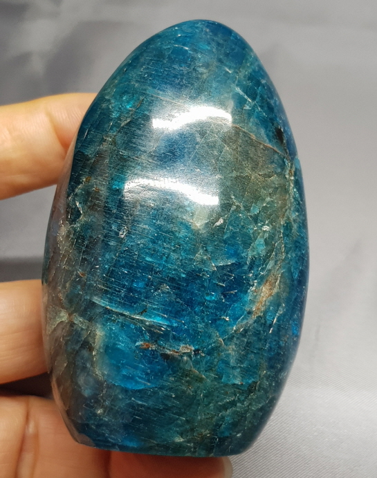 블루 아페타이트(Blue  Apatite) 입석형 원석