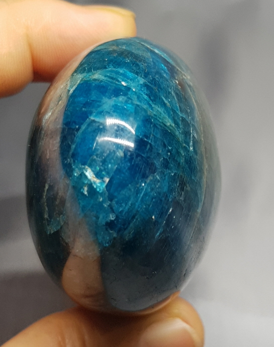 블루 아페타이트(Blue  Apatite) 입석형 원석
