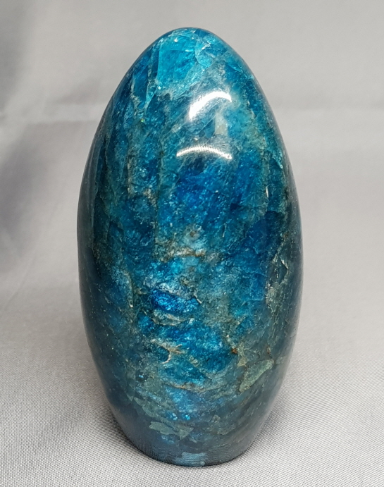 블루 아페타이트(Blue  Apatite) 입석형 원석