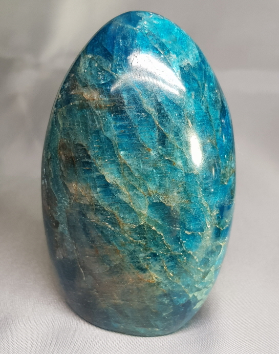 블루 아페타이트(Blue  Apatite) 입석형 원석