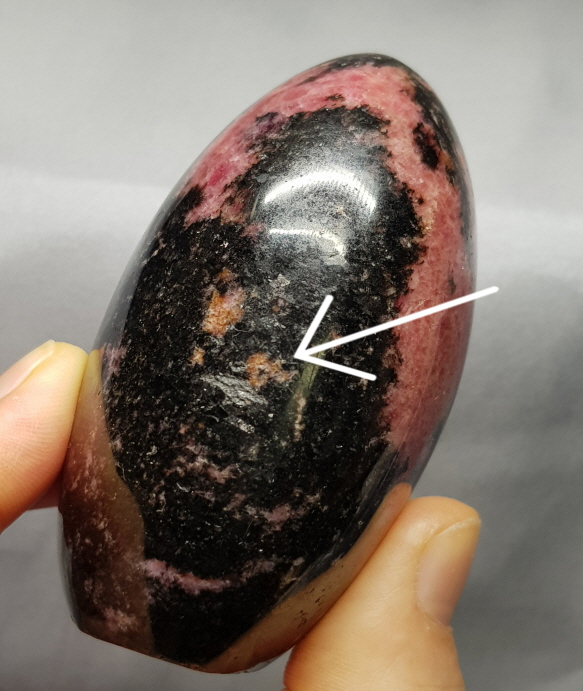 아프리카 로도나이트 입석 형