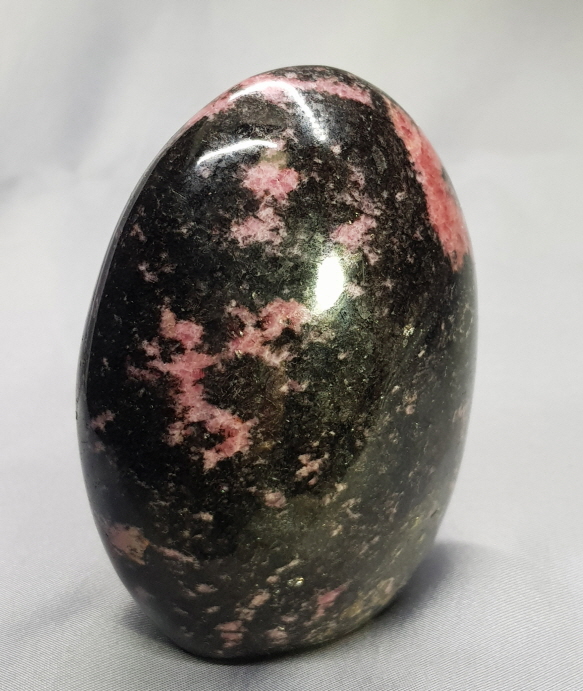 아프리카 로도나이트 입석 형