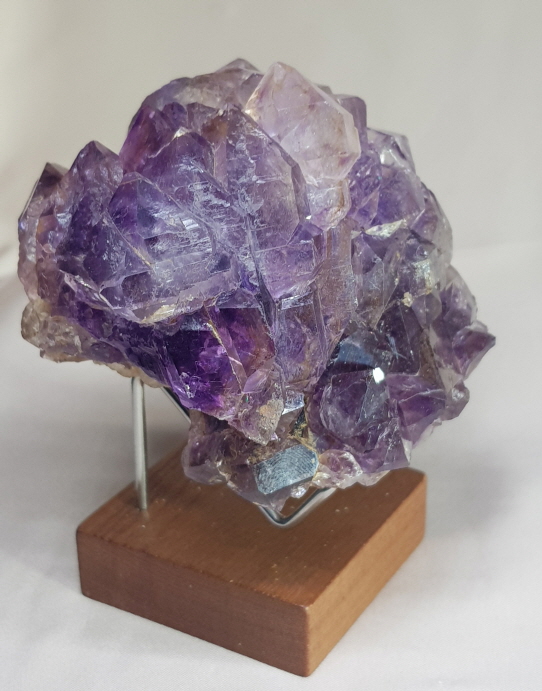 엘레스티얼 수정( Elestial Quartz)