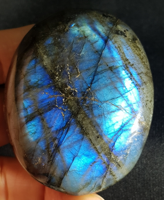 라브라도라이트자갈형