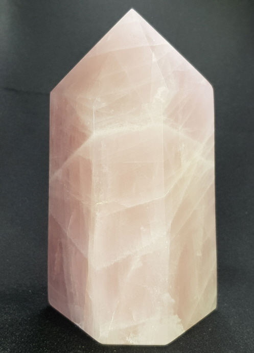 아프리카 장미수정 육각주