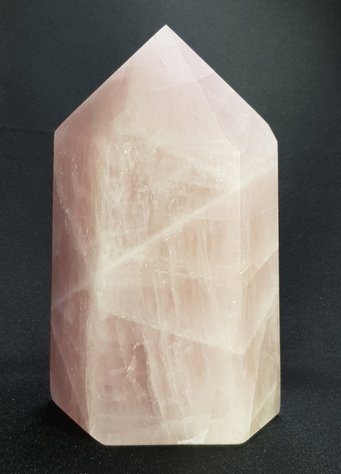 아프리카 장미수정 육각주