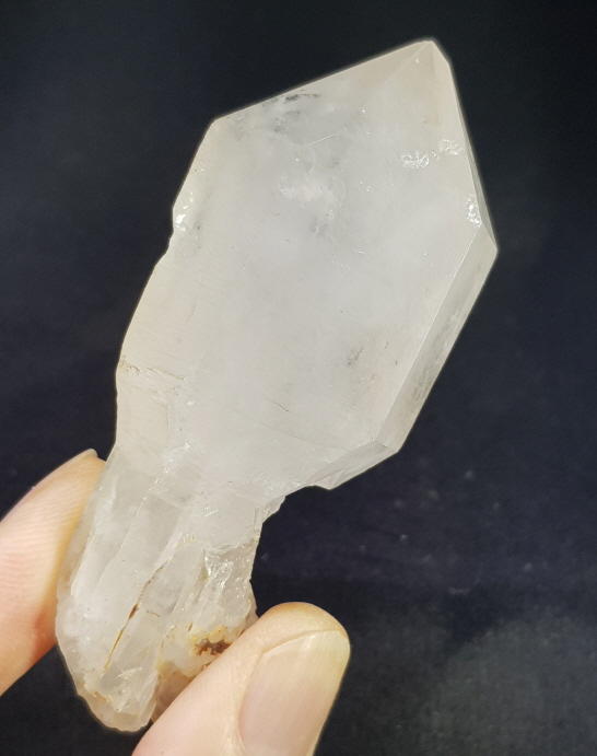 레무리안 셉타 수정 원석