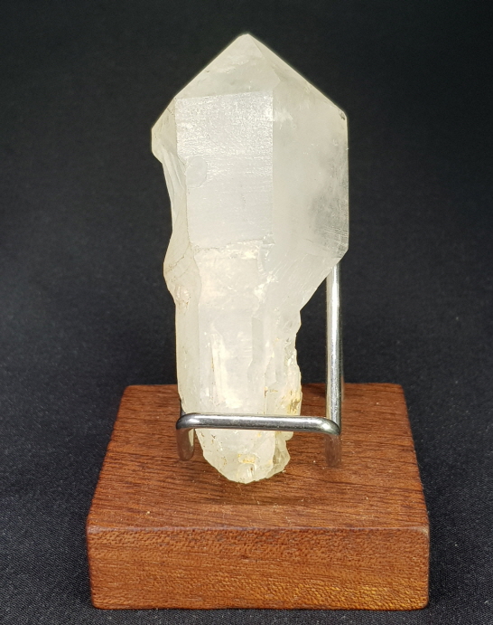 레무리안 셉타 수정 원석