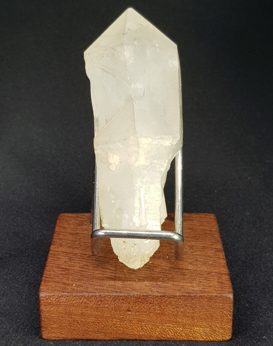 레무리안 셉타 수정 원석