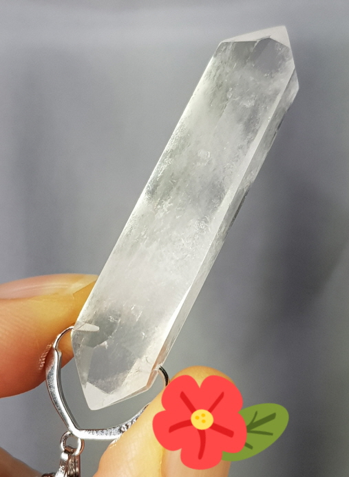 백수정 더블포인트 펜던트