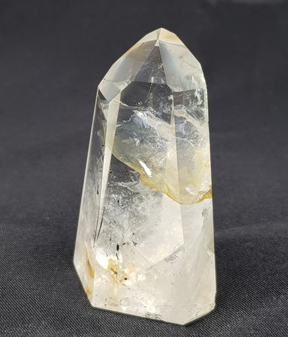 인쿠르젼 육각주