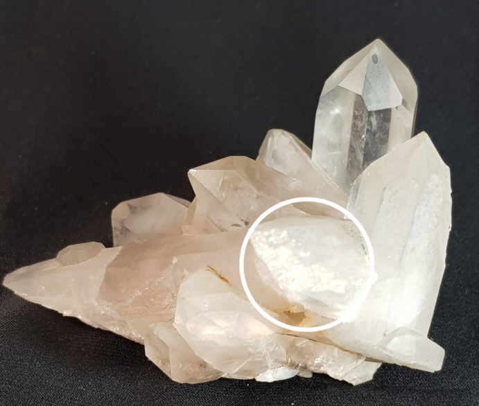 레무리안 원석클러스터