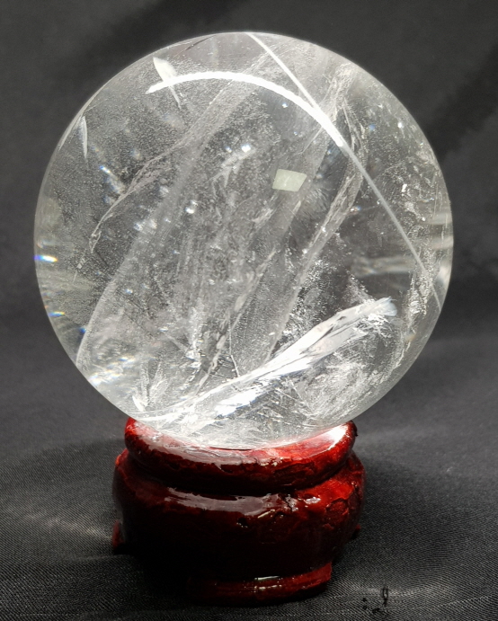 맑은 색감 무지개 형성백수정 63mm 구