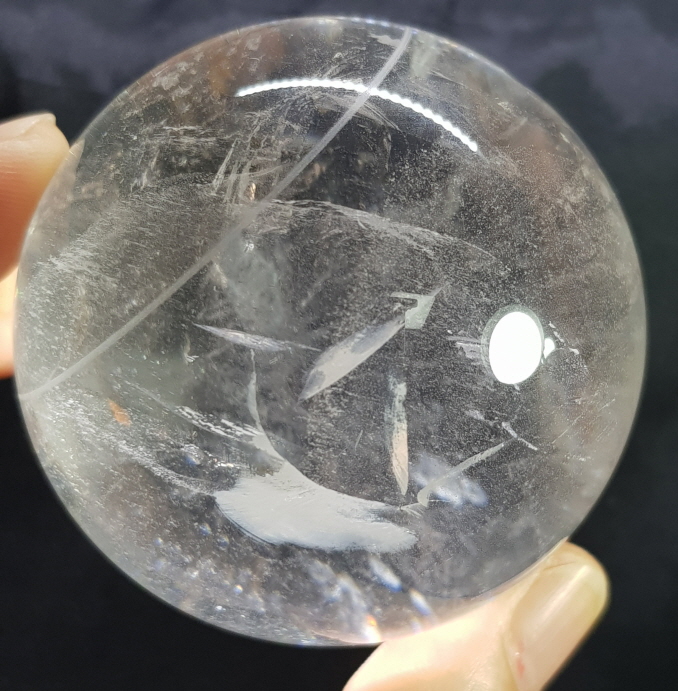 맑은 색감 무지개 형성백수정 63mm 구