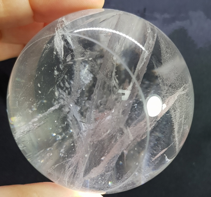 맑은 색감 무지개 형성백수정 63mm 구