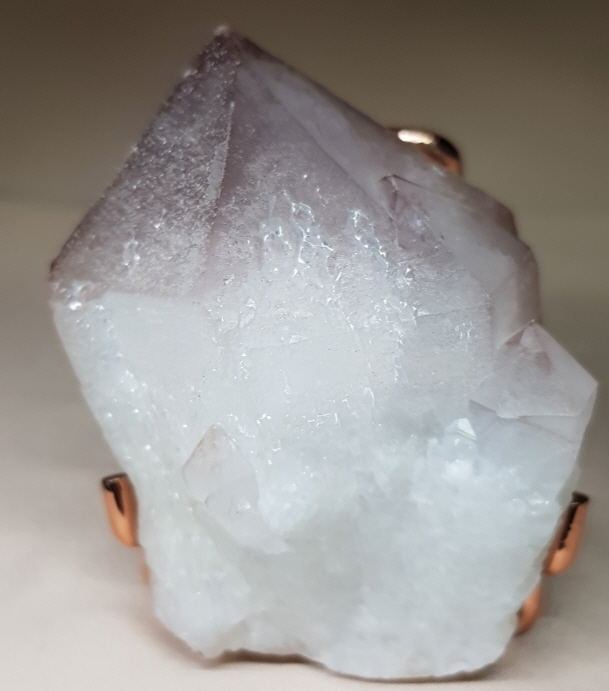 셀레스티얼 쿼츠 (천상 석영)