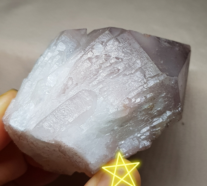 셀레스티얼 쿼츠 (천상 석영)