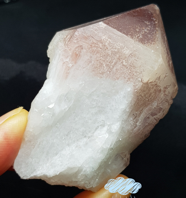 셀레스티얼 쿼츠 ( 천상 석영)