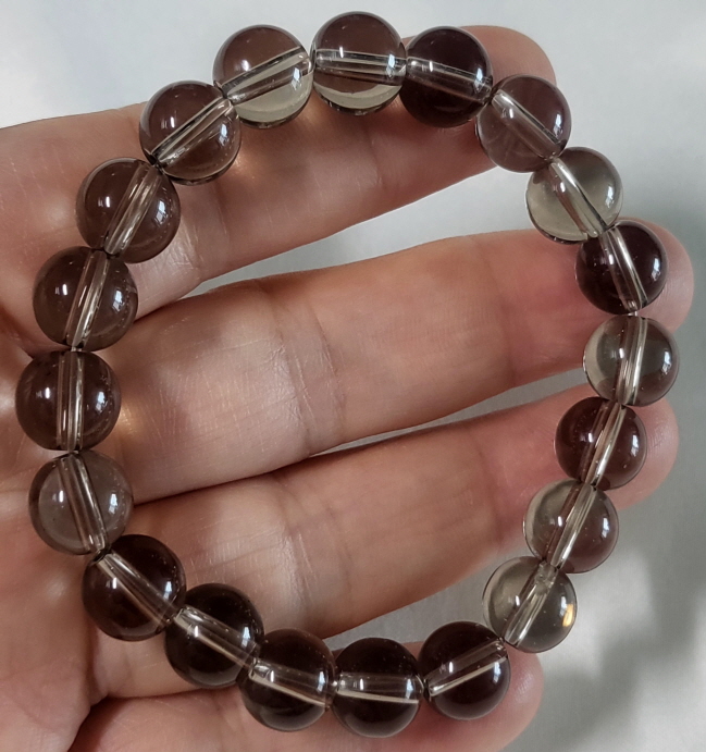 투명도 좋은 연수정10mm 팔찌