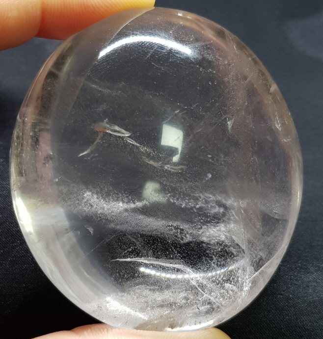 깨끗한 백수정 자갈형