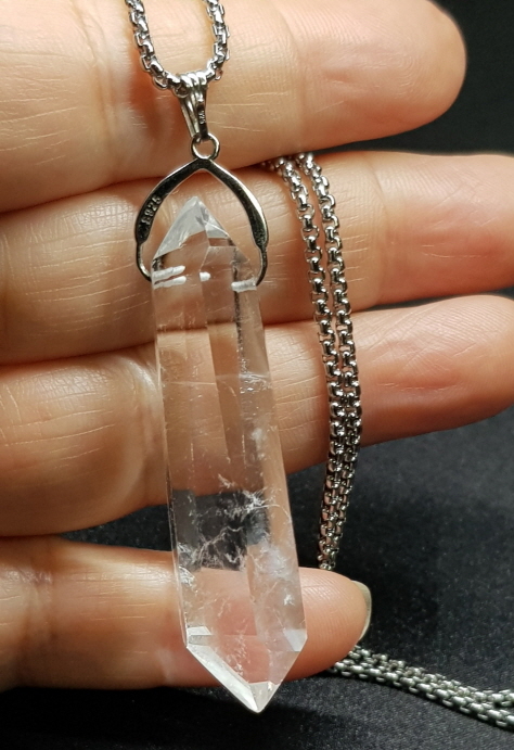 백수정 더블포인트펜던트