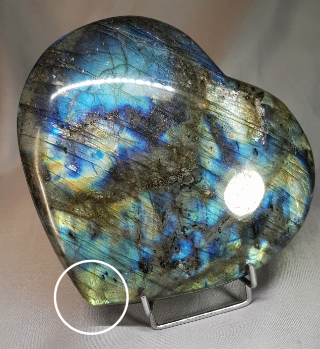 빛좋은 라브라도라이트 큰하트형