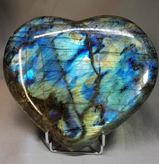 빛좋은 라브라도라이트 큰하트형