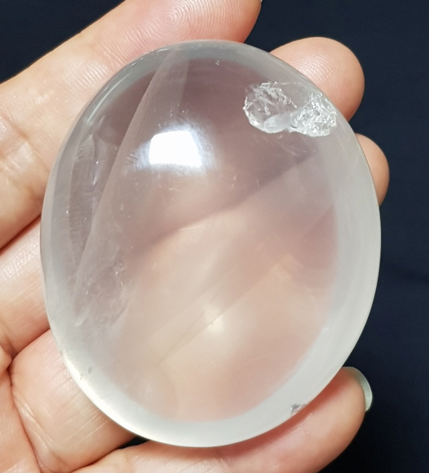 깨끗한 밀크수정