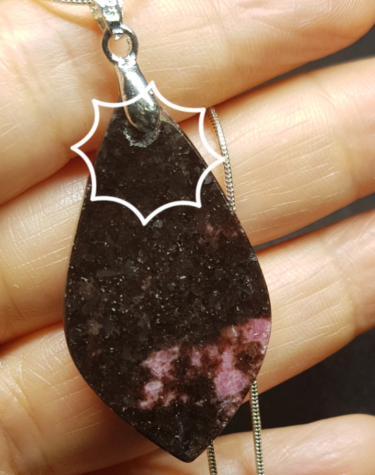 로도나이트 펜던트