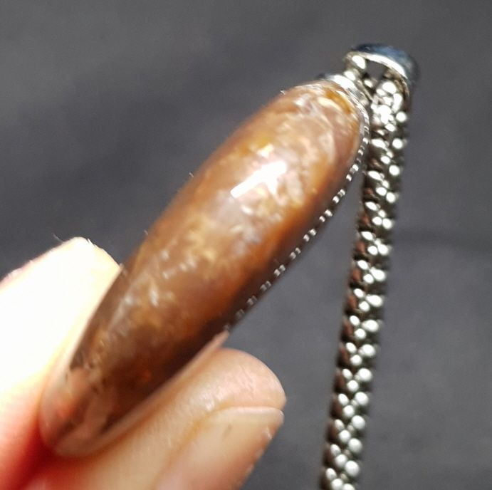 붉은 빛 오팔 암몰라이트 펜던트