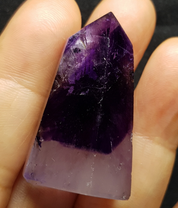 작은 자수정 육각주