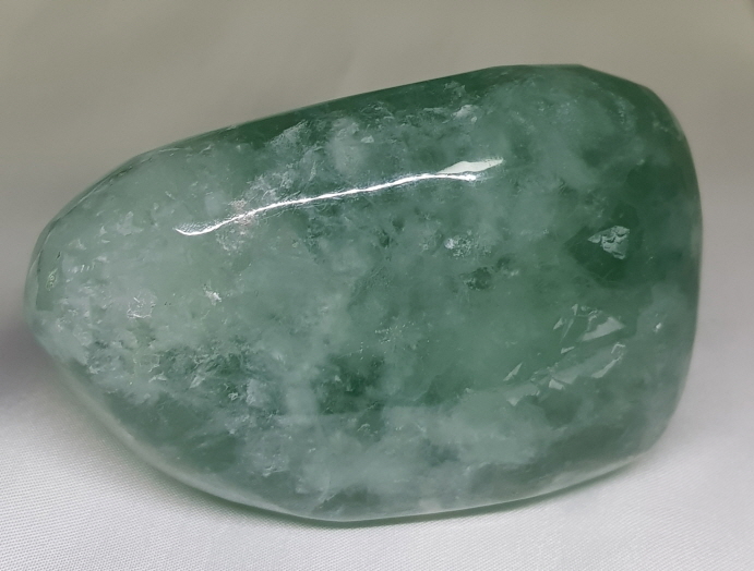 그린 플로라이트 원석