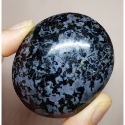 멀리나이트( Merlinite)자갈형