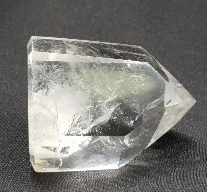 백수정 트랜스 채널링 육각주