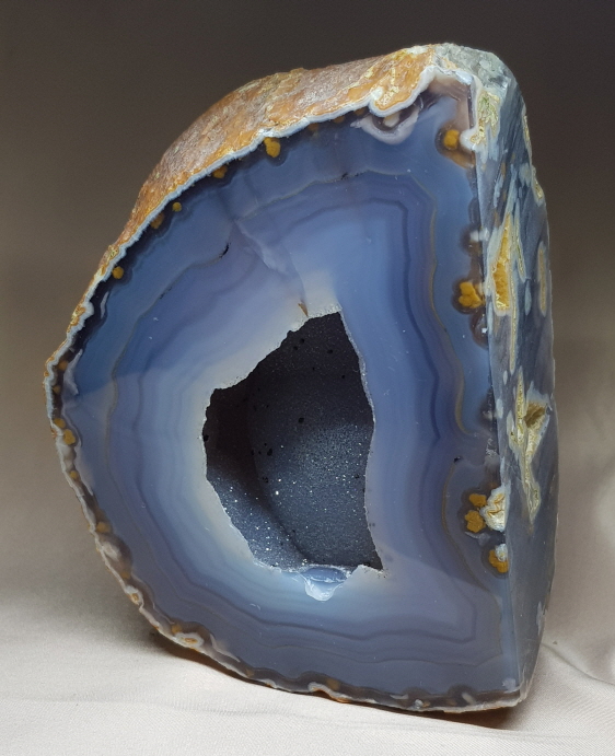 블루레이스아게이트지오드