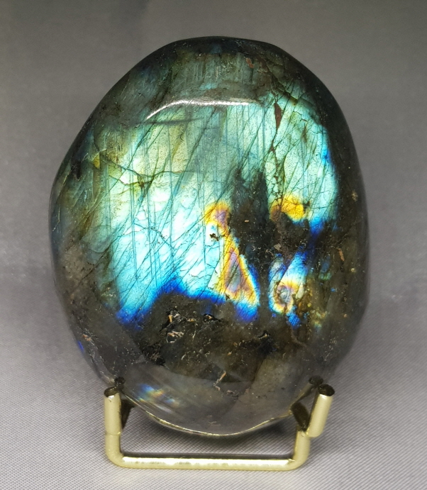 라브라도라이트 원석