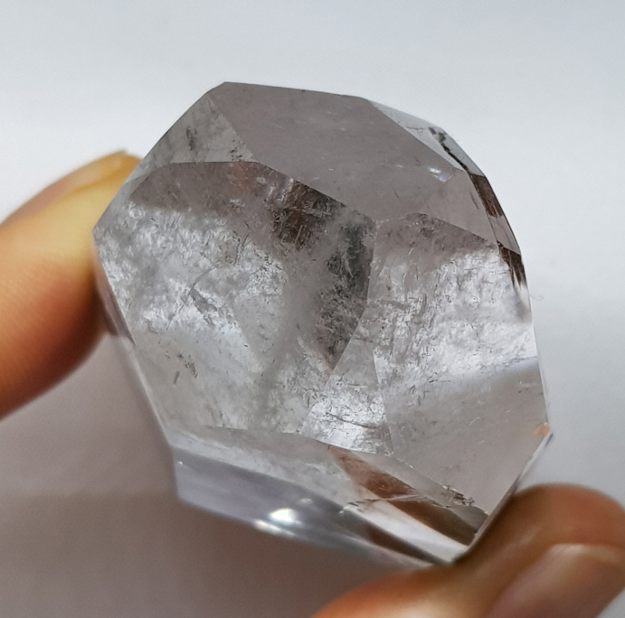 아름다운 인쿠르젼 템플 하트 크리스털(Temple Heart Crystal )