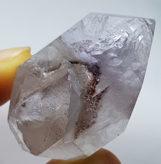 자수정 티타늄 결합