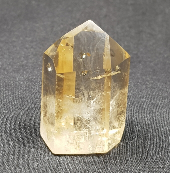 황수정 작은육각주