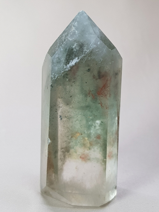 녹색클로라이트펜텀육각주