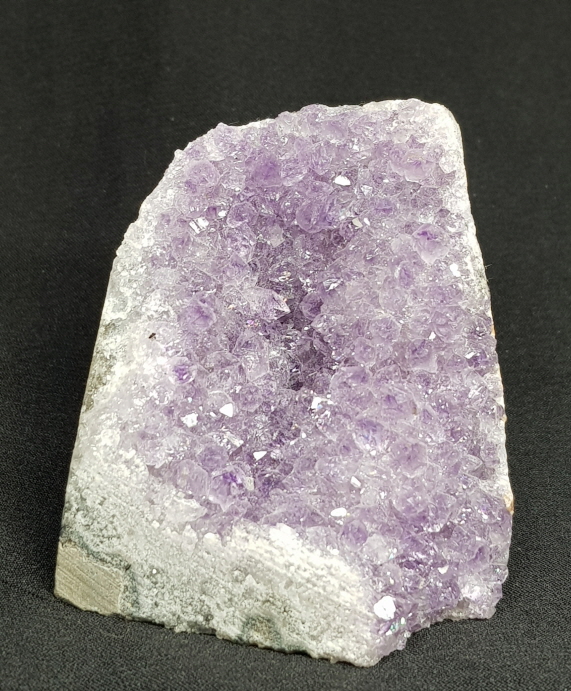 작은 자수정지오드